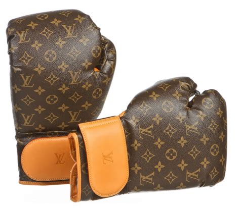 louis vuitton kickbokshandschoenen|louis vuitton clothing.